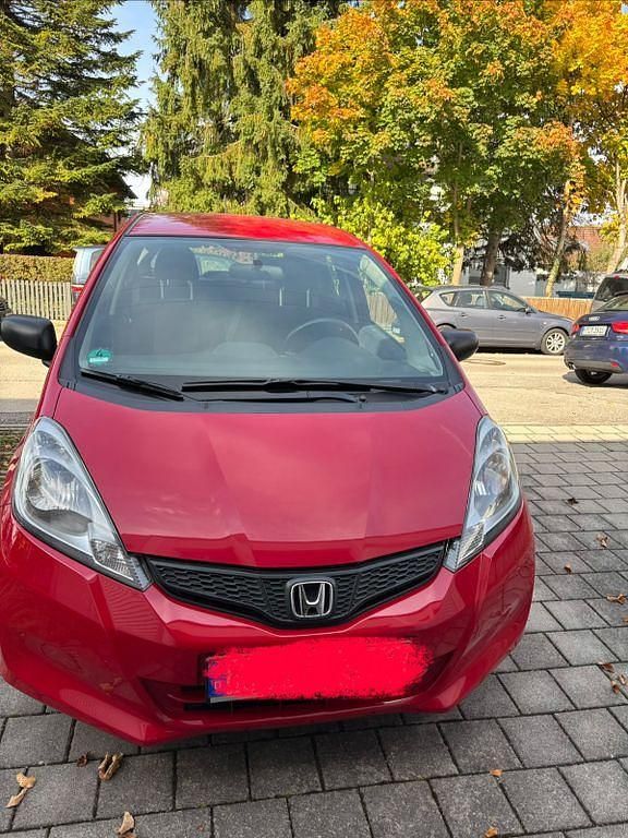 Rot Gebraucht 2012 Honda Jazz S Kleinwagen | 6.000 € (Fairer Preis) - Bild 1/4