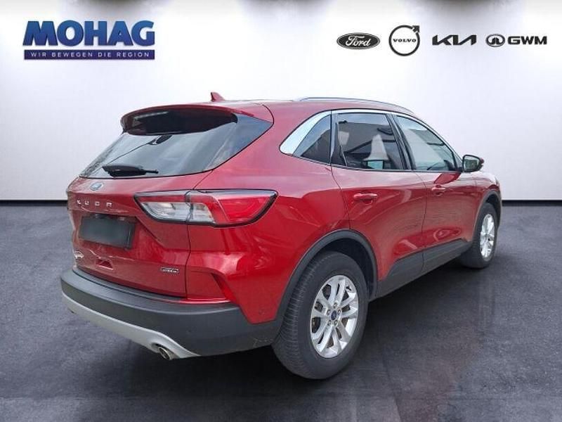 Gebraucht Ford Kuga Titanium 224 PS (164 kW) 2022 Rot SUV