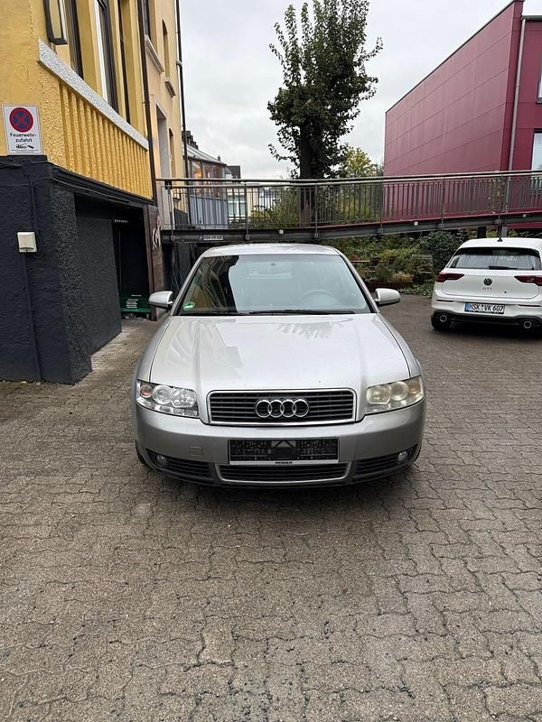Gebraucht Audi A4 101 PS (74 kW) 2002 Silber Limousine