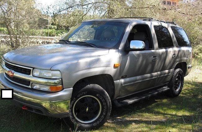 Grün Gebraucht 2002 Chevrolet Tahoe SUV | 8.990 € (Fairer Preis) - Bild 1/4