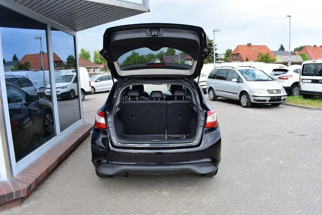 Gebraucht Nissan Pulsar Acenta 110 PS (80 kW) 2017 Black metallic Kleinwagen