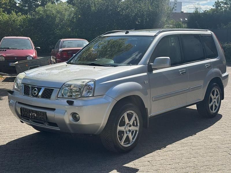 Silber Gebraucht 2006 Nissan X-Trail SUV | 4.390 € (Etwas zu teuer) - Bild 1/4