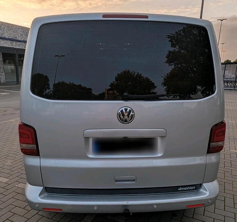 Second-hand VW T5 180 CP (132 kW) 2011 Argintiu Van
