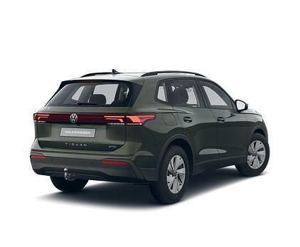 Gebraucht VW Tiguan 131 PS (96 kW) 2025 Cipressinogrün (metallic) SUV