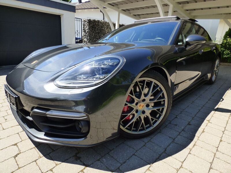 Grau Gebraucht 2020 Porsche Panamera Sport Turismo Limousine | 79.900 € (Guter Preis) - Bild 1/4
