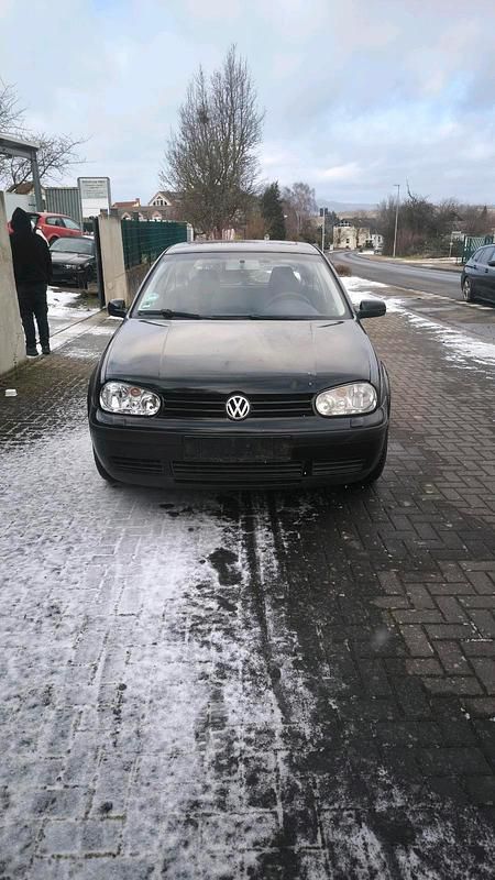 Gebraucht VW Golf IV 2002 Schwarz Kleinwagen