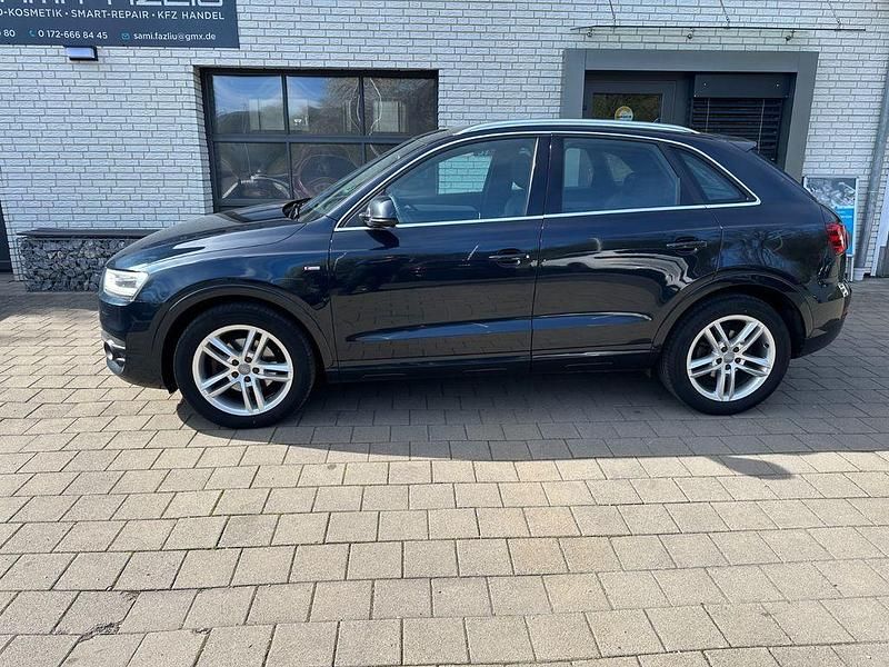 Gebraucht Audi Q3 S-Line 177 PS (130 kW) 2012 Blau SUV