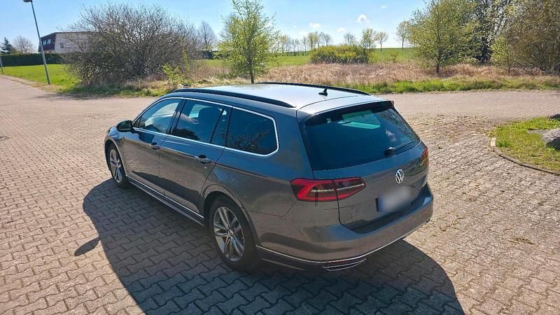 Gebraucht VW Passat R-line 190 PS (139 kW) 2015 Grau Kombi