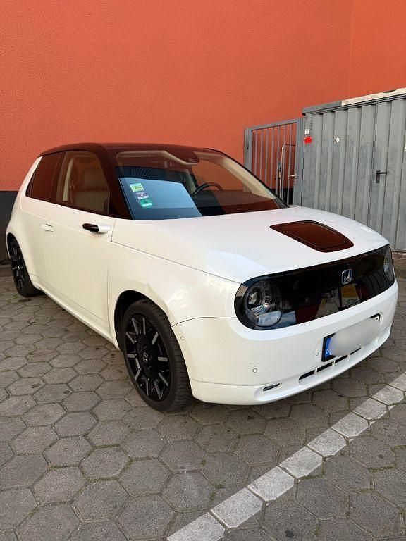 Weiß Gebraucht 2021 Honda e Advance Kleinwagen | 19.900 € (Teuer) - Bild 1/4