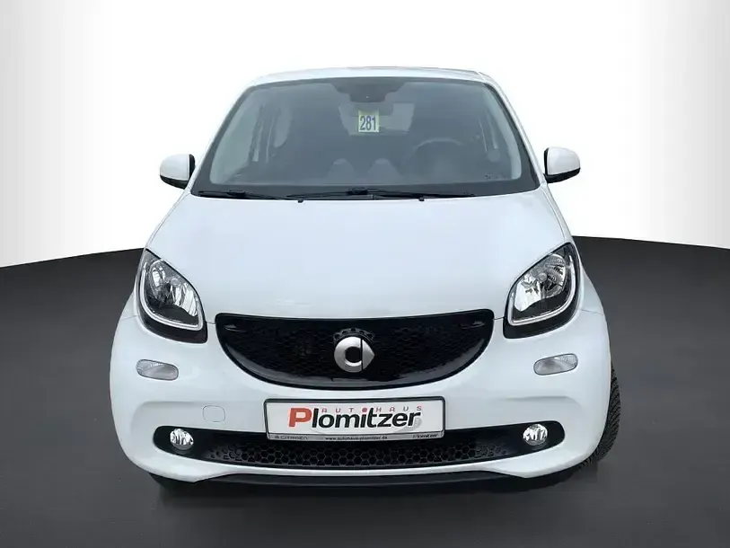 Gebraucht Smart ForFour Passion 71 PS (52 kW) 2019 Weiß Kleinwagen