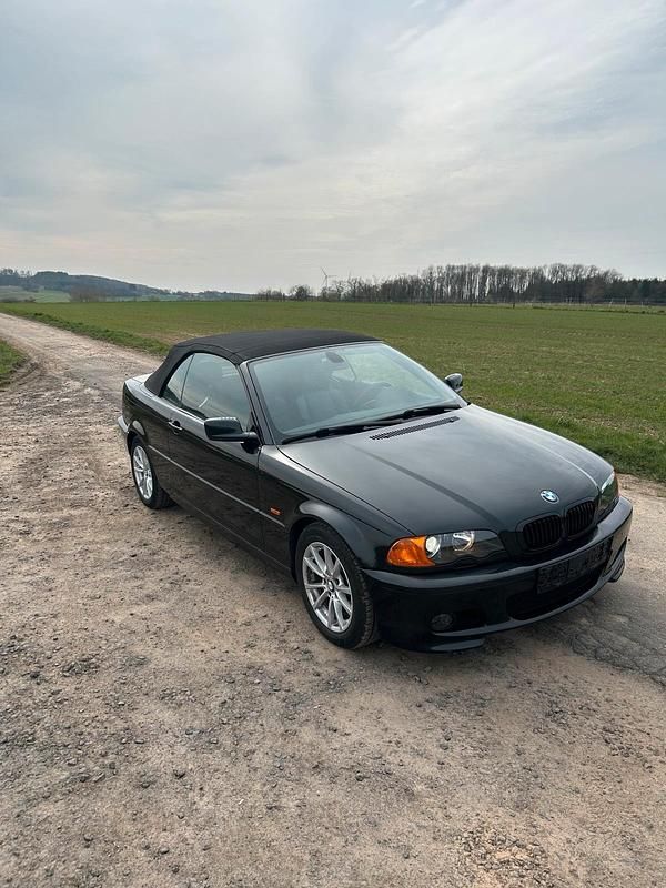 Gebraucht BMW 325 192 PS (141 kW) 2001 Schwarz Cabrio