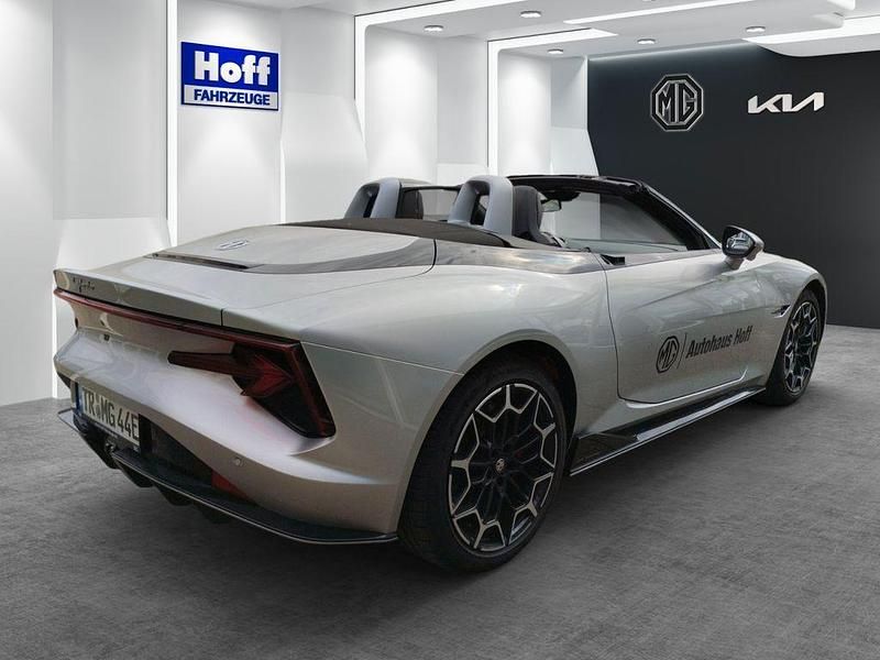 Gebraucht MG Cyberster 250 kW (340 PS) 2025 Silber Cabrio