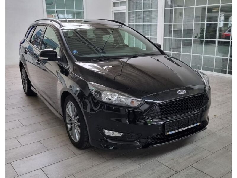Gebraucht Ford Focus 125 PS (91 kW) 2018 Unbekannt Kombi