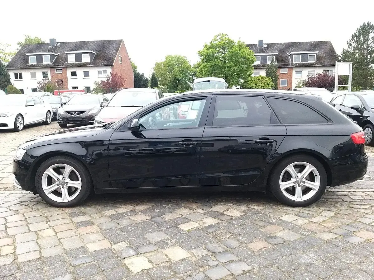 Gebraucht Audi A4 Ambition 204 PS (150 kW) 2013 Schwarz Kombi