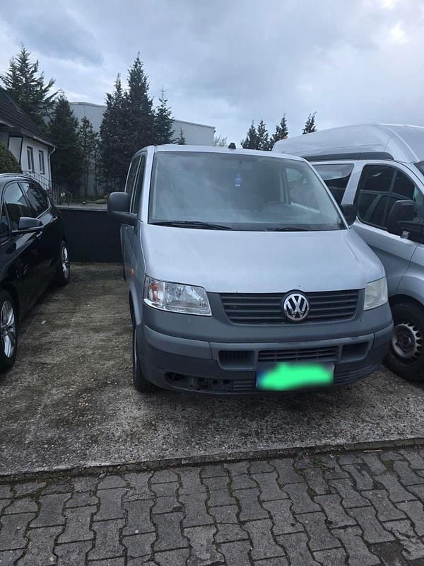 Gebraucht VW T5 131 PS (96 kW) 2007 Grau Van