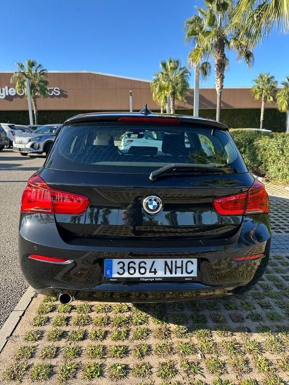 Gebraucht BMW 116 116 PS (85 kW) 2019 Schwarz Kleinwagen