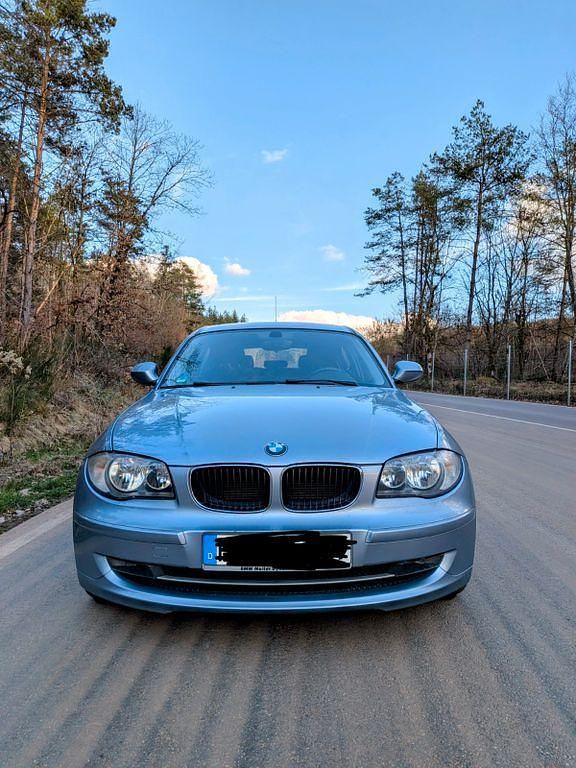 Gebraucht BMW 116 Advantage 122 PS (89 kW) 2010 Blau Kleinwagen