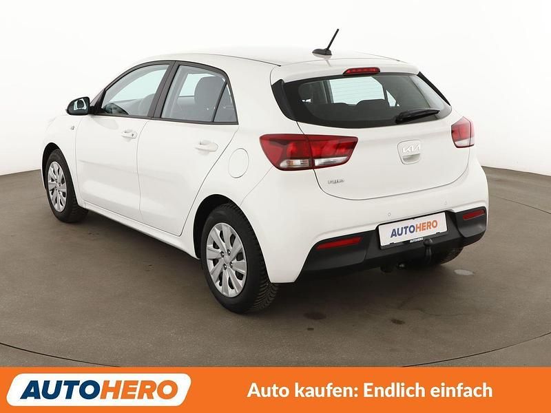 Gebraucht Kia Rio Edition 7 84 PS (61 kW) 2023 Weiß Kleinwagen
