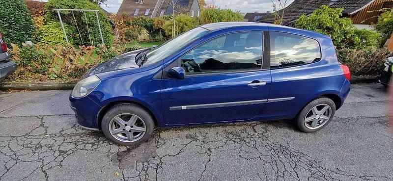 Gebraucht Renault Clio II Dynamique 88 PS (64 kW) 2006 Limousine