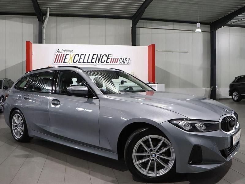 Gebraucht BMW 318 Comfort Edition 150 PS (110 kW) 2022 Grau Kombi