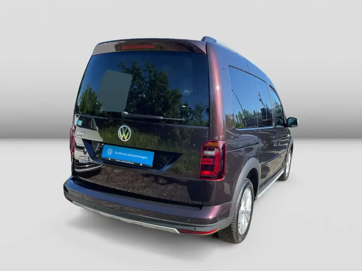 Gebraucht VW Caddy 102 PS (75 kW) 2020 Black berry metallic Van / Kleinbus