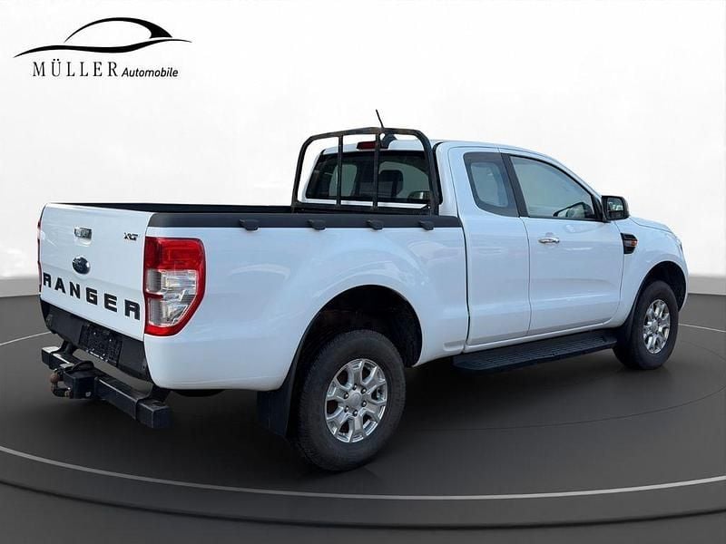 Gebraucht Ford Ranger XLT 212 PS (155 kW) 2022 Weiß Pickup
