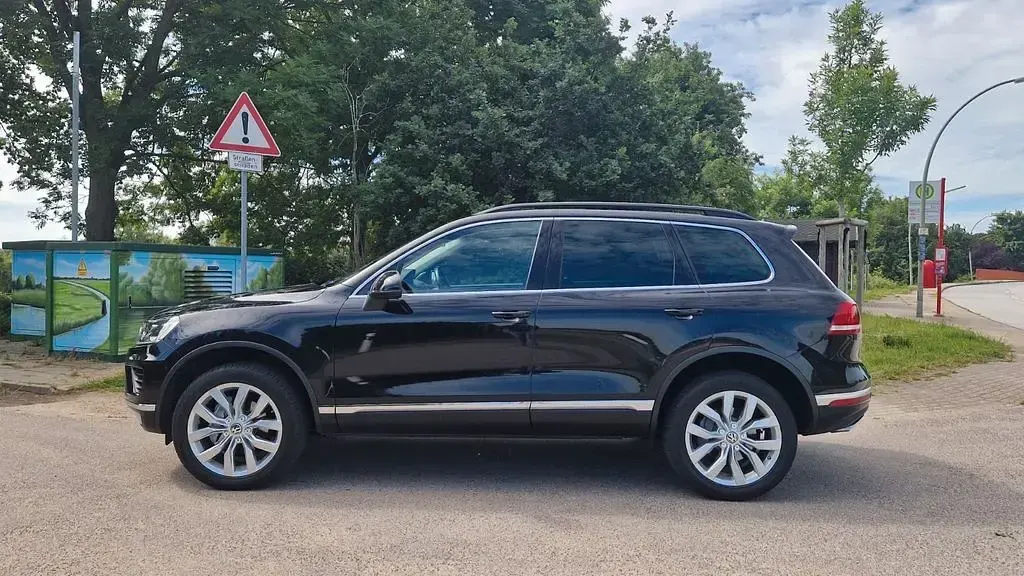 Gebraucht VW Touareg 262 PS (192 kW) 2015 Schwarz SUV
