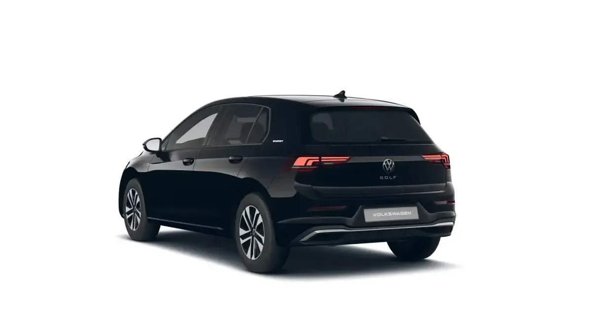 Gebraucht VW Golf VIII 116 PS (85 kW) 2025 Grenadillschwarz metallic Limousine