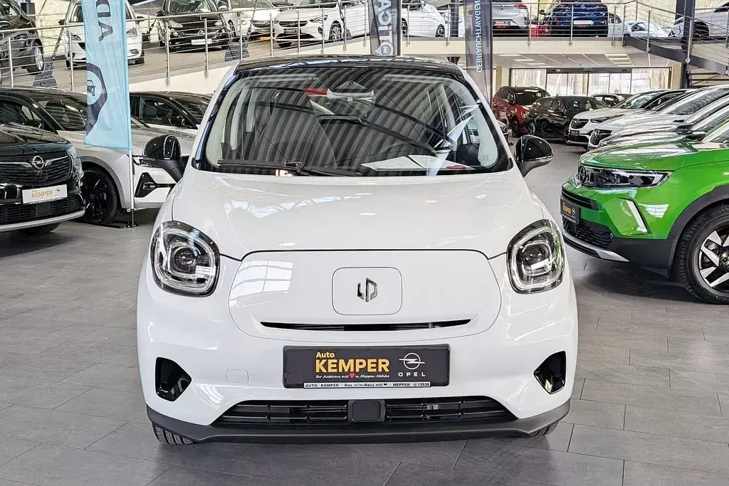 Neu Leapmotor T03 69 kW (95 PS) 2026 Weiß Kleinwagen