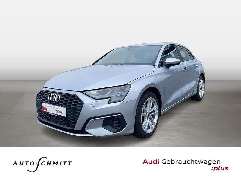 Gebraucht Audi A3 Ambiente 116 PS (85 kW) 2021 Florettsilber metallic Limousine