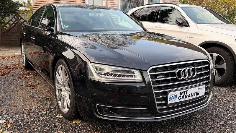 Schwarz Gebraucht 2013 Audi A8 Sport Limousine | 17.600 € (Fairer Preis) - Bild 1/4