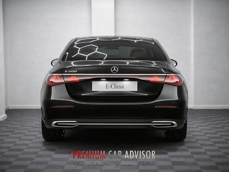 Neu Mercedes E200 Premium Plus 204 PS (150 kW) 2026 Schwarz Limousine