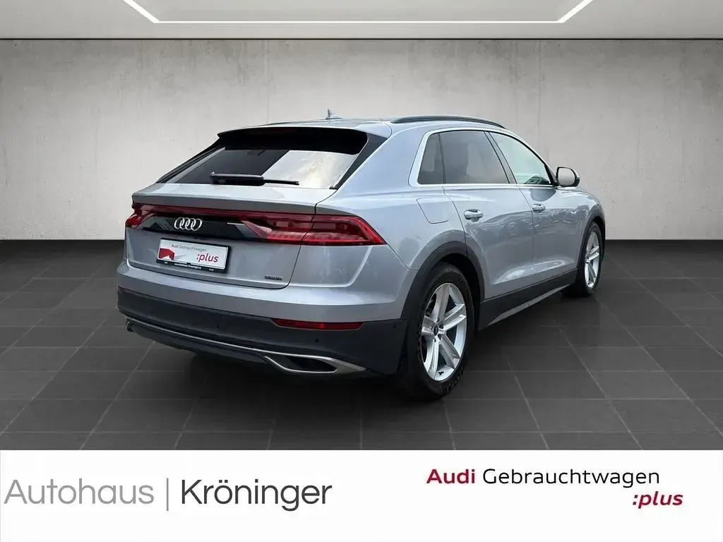 Gebraucht Audi Q8 Ambiente 340 PS (250 kW) 2022 Silber SUV