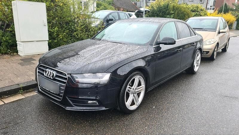 Gebraucht Audi A4 204 PS (150 kW) 2013 Grau Limousine