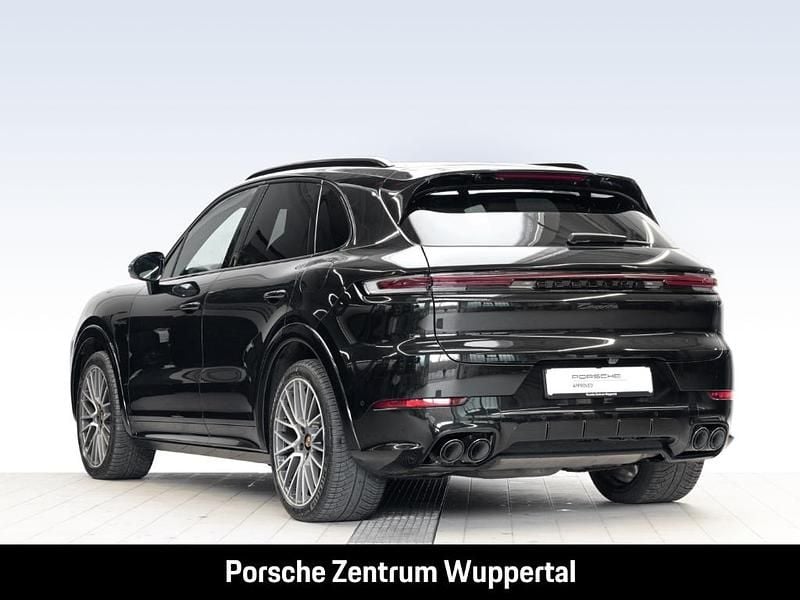 Gebraucht Porsche Cayenne 470 PS (345 kW) 2025 Schwarz SUV