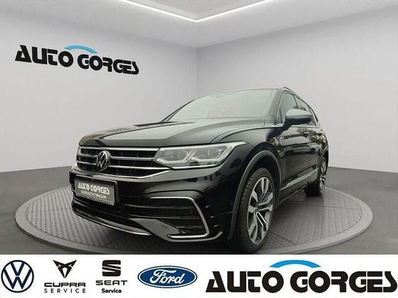 Schwarz Gebraucht 2022 VW Tiguan Allspace R-line SUV | 38.885 € (Teuer) - Bild 1/4