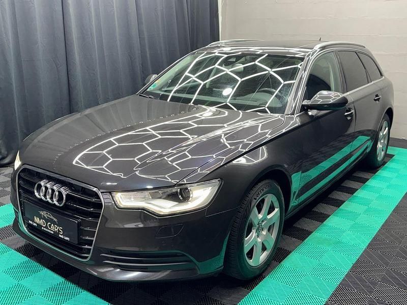 Gebraucht Audi A6 Ambiente 177 PS (130 kW) 2012 Grau Kombi