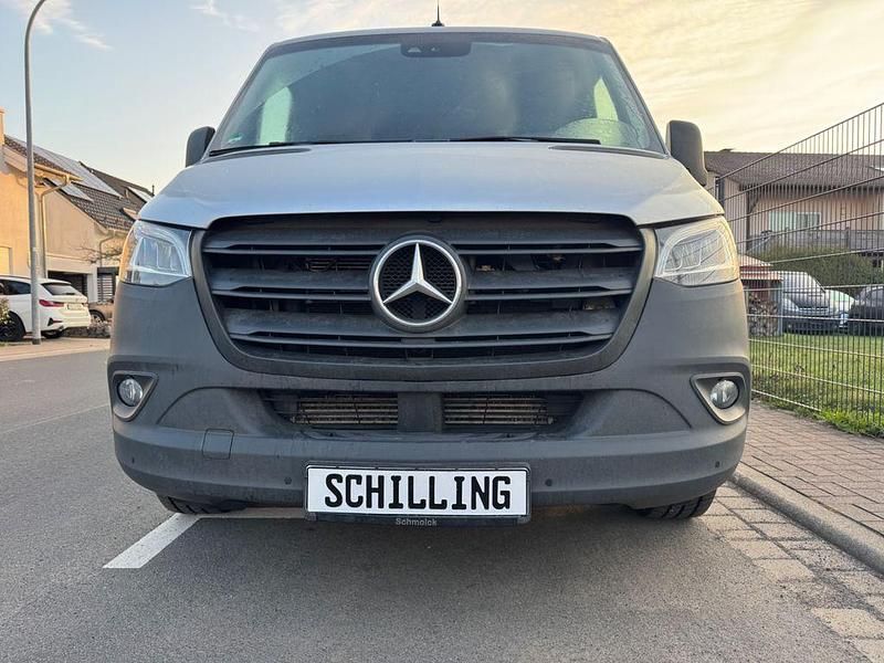 Gebraucht Mercedes Sprinter 143 PS (105 kW) 2020 Silber Van