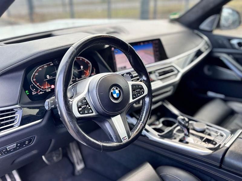 Gebraucht BMW X7 M Sport 265 PS (194 kW) 2019 Weiß SUV