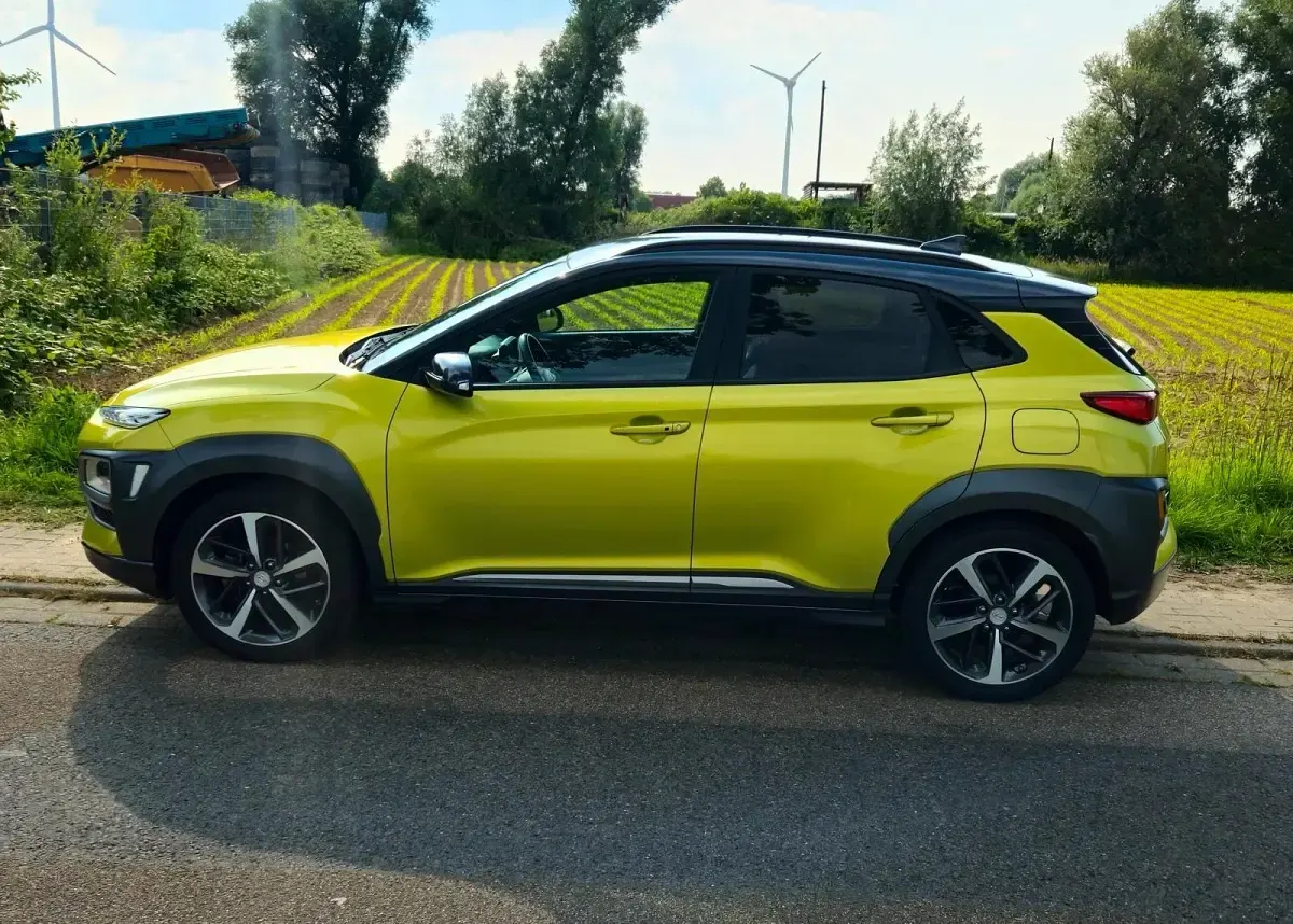 Gebraucht Hyundai Kona Premium 120 PS (88 kW) 2019 Grün SUV