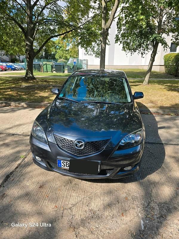 Grau Gebraucht 2006 Mazda 3 Kleinwagen | 2.800 € (Fairer Preis) - Bild 1/4