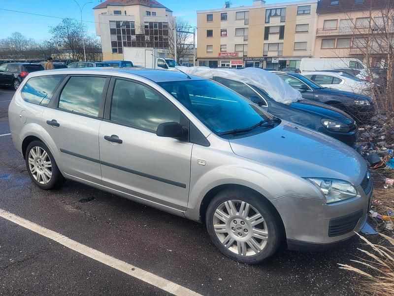 Gebraucht Ford Focus 125 PS (91 kW) 2007 Kombi