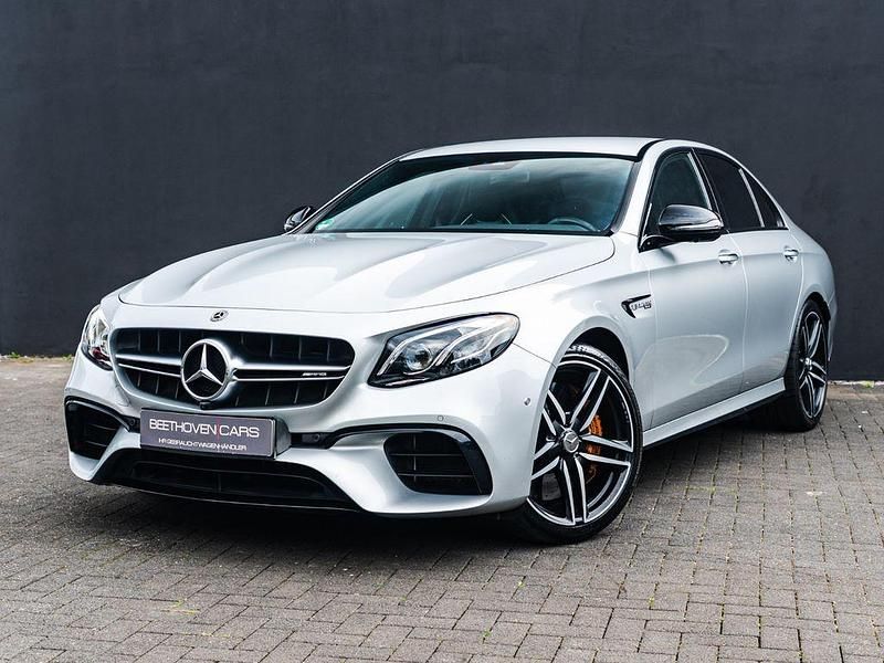 Silber Gebraucht 2018 Mercedes E63 AMG AMG Limousine | 69.980 € (Etwas zu teuer) - Bild 1/4