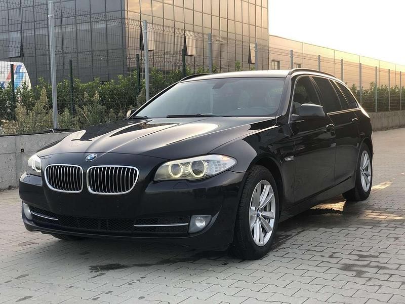 Gebraucht BMW 520 Comfort Edition 184 PS (135 kW) 2012 Kombi