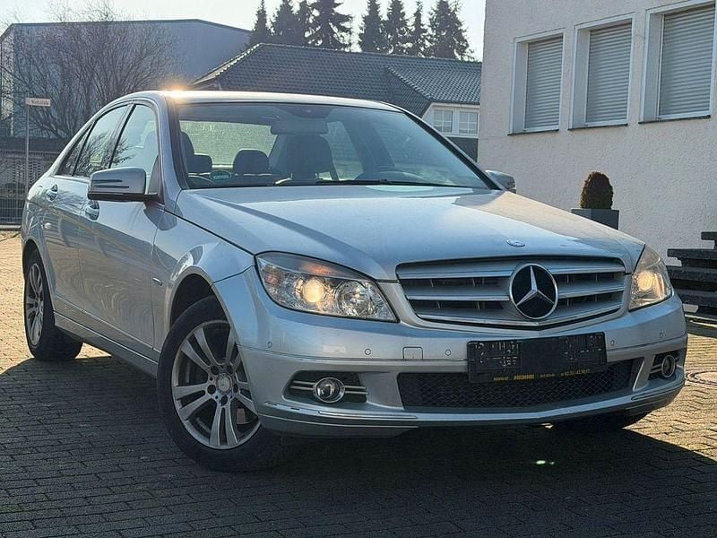 Silber Gebraucht 2008 Mercedes C180 Elegance Limousine | 4.950 € (Superpreis) - Bild 1/4