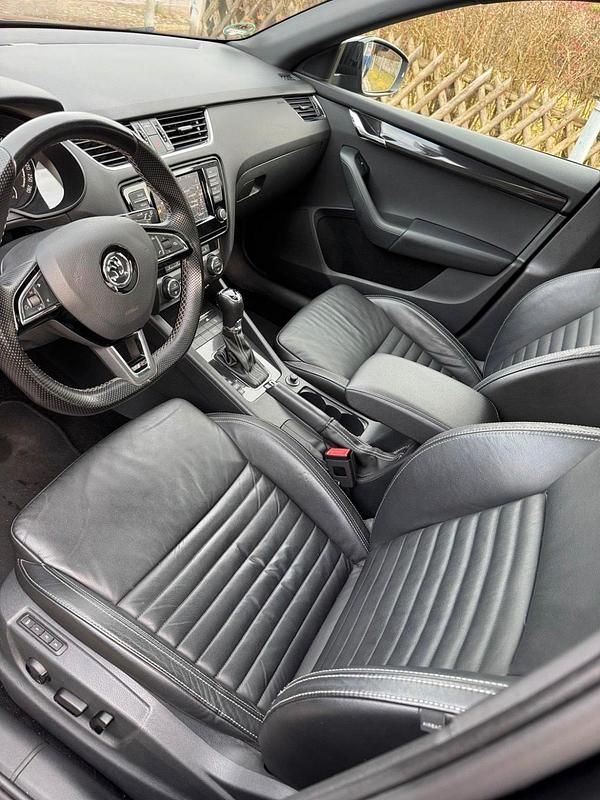 Gebraucht Skoda Octavia vRS 184 PS (135 kW) 2016 Schwarz Kleinwagen