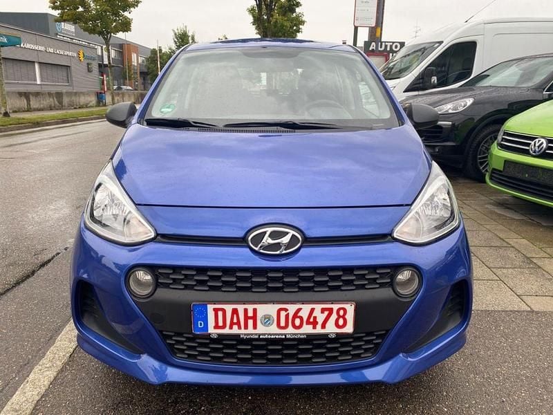 Blau Gebraucht 2019 Hyundai i10 Style Kleinwagen | 7.900 € (Superpreis) - Bild 1/4