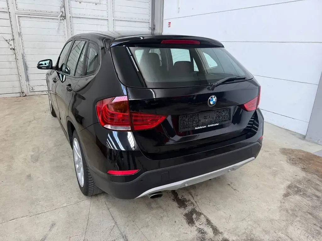 Gebraucht BMW X1 150 PS (110 kW) 2012 Schwarz SUV