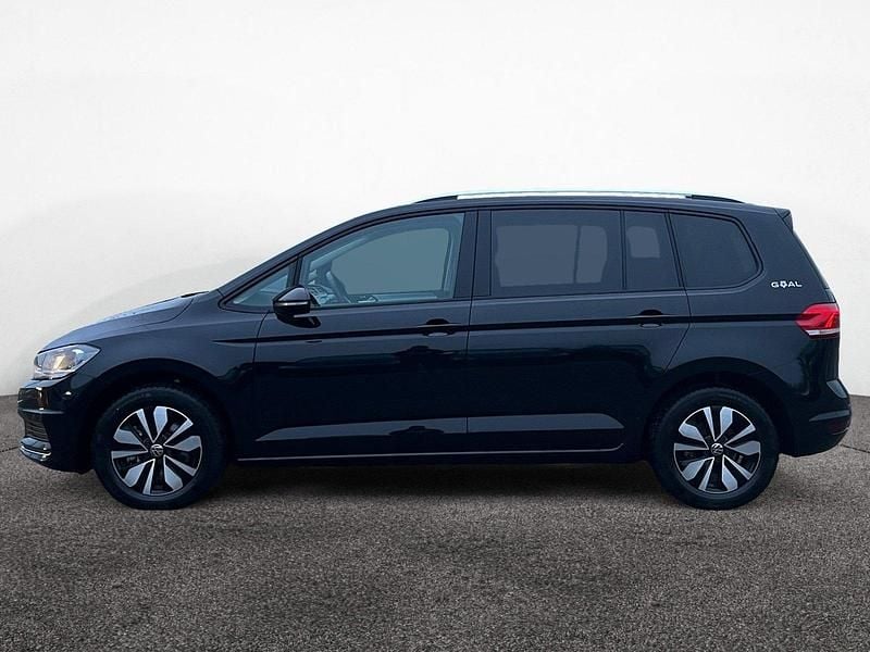 Gebraucht VW Touran Goal 150 PS (110 kW) 2025 Deep black perleffekt Van / Kleinbus