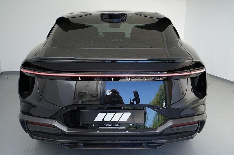 Neu Lotus Eletre 675 kW (918 PS) 2025 Schwarz SUV